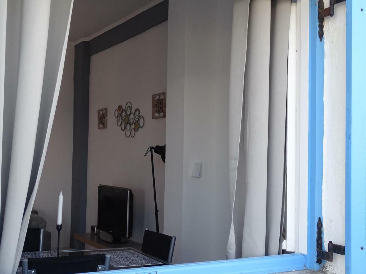 Nama Beach House Монолитос Экстерьер фото