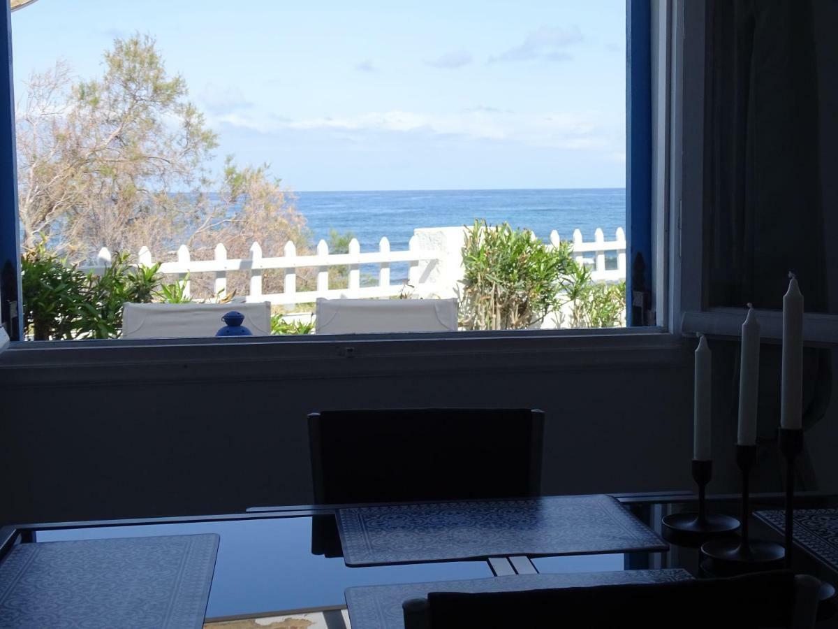 Nama Beach House Монолитос Экстерьер фото