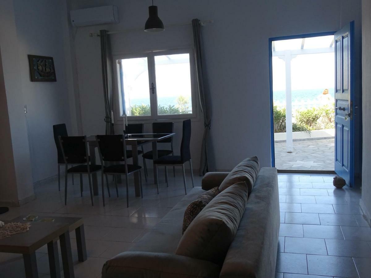 Nama Beach House Монолитос Экстерьер фото