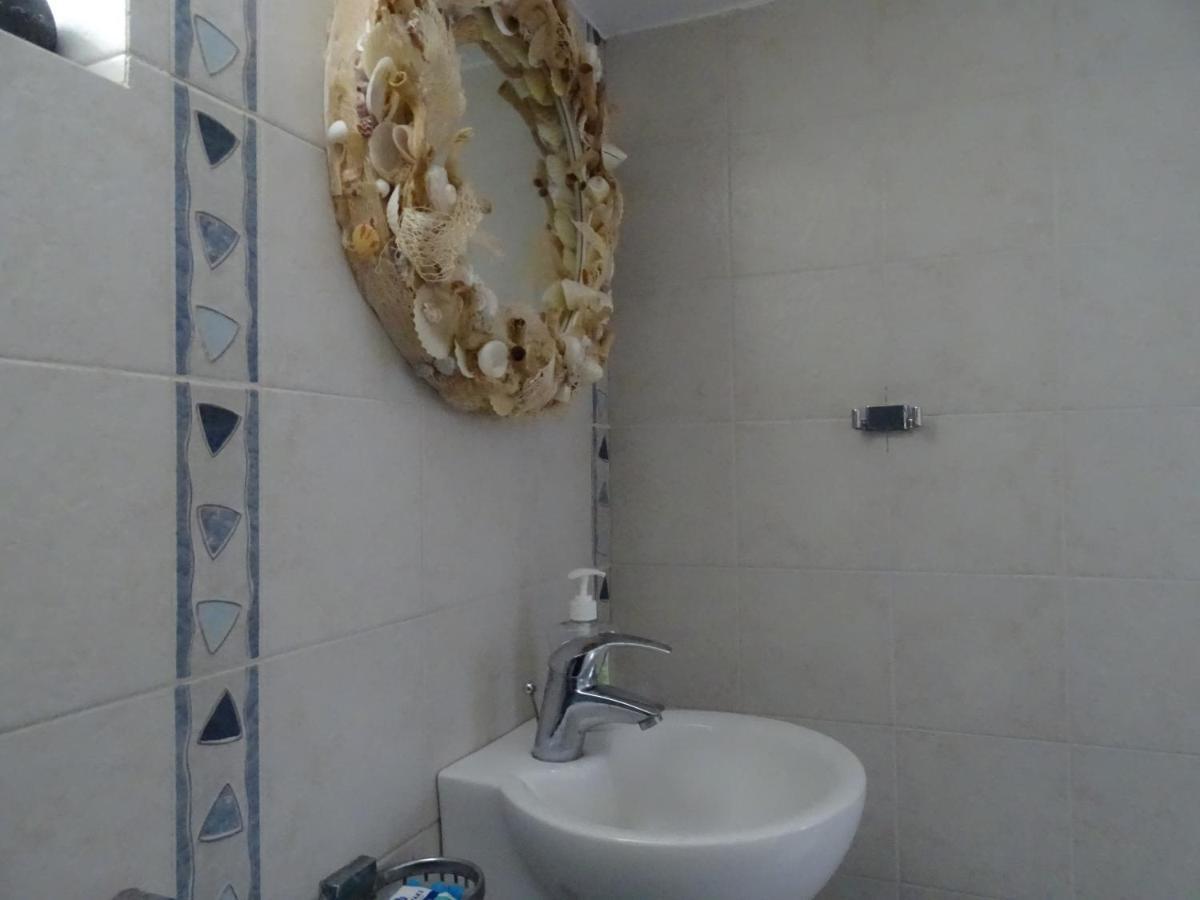 Nama Beach House Монолитос Экстерьер фото